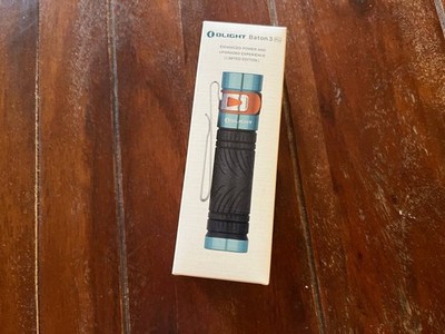Olight Baton 3 Pro Roadster NEU in OVP aus Sammlung