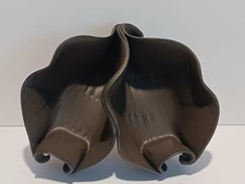 HILBORN Pottery-Hand Sculpted Partitioned Pinched Pistachios Dish / Bowl 