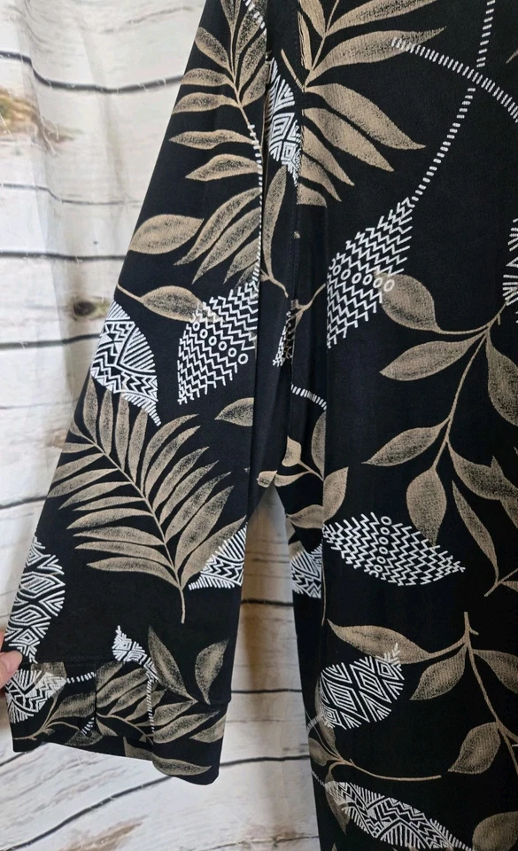 Vikki Vi Black Leaf Print Jacket Cardigan Top 2X Slinky Open Acetate 3/4 Sleeves - Image 4 of 4