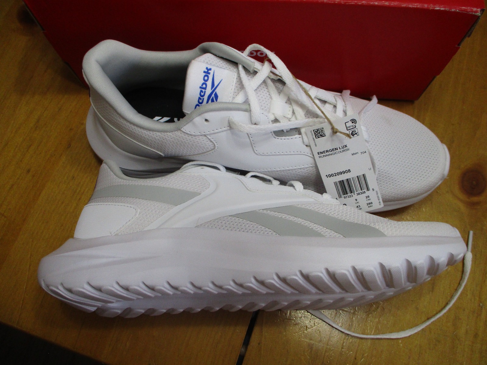 NWT Mens Sz 10 - Reebok Energen Lux White Grey Optimum Blue,