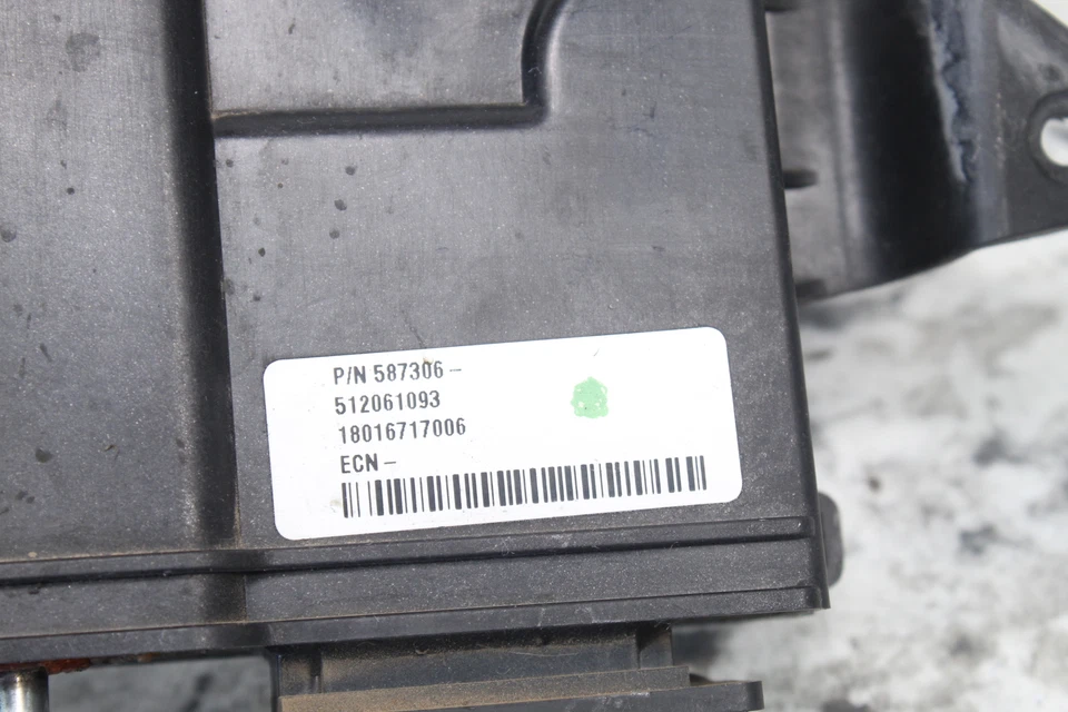 Módulo de encendido SKI-DOO Summit X 850 ECM CDI ECU 2017 con llave 512061093 Foto 2 de 4