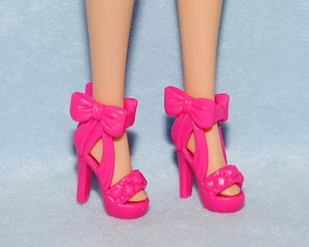 CHÉRIE ! Talons orteils ouverts rose chaud avec accents arc chaussures  BARBIE au