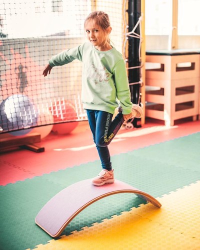Wooden Balance Board Wobble Toys Yoga Curvy Board Montessori Swing Board Felt - Picture 31 of 41