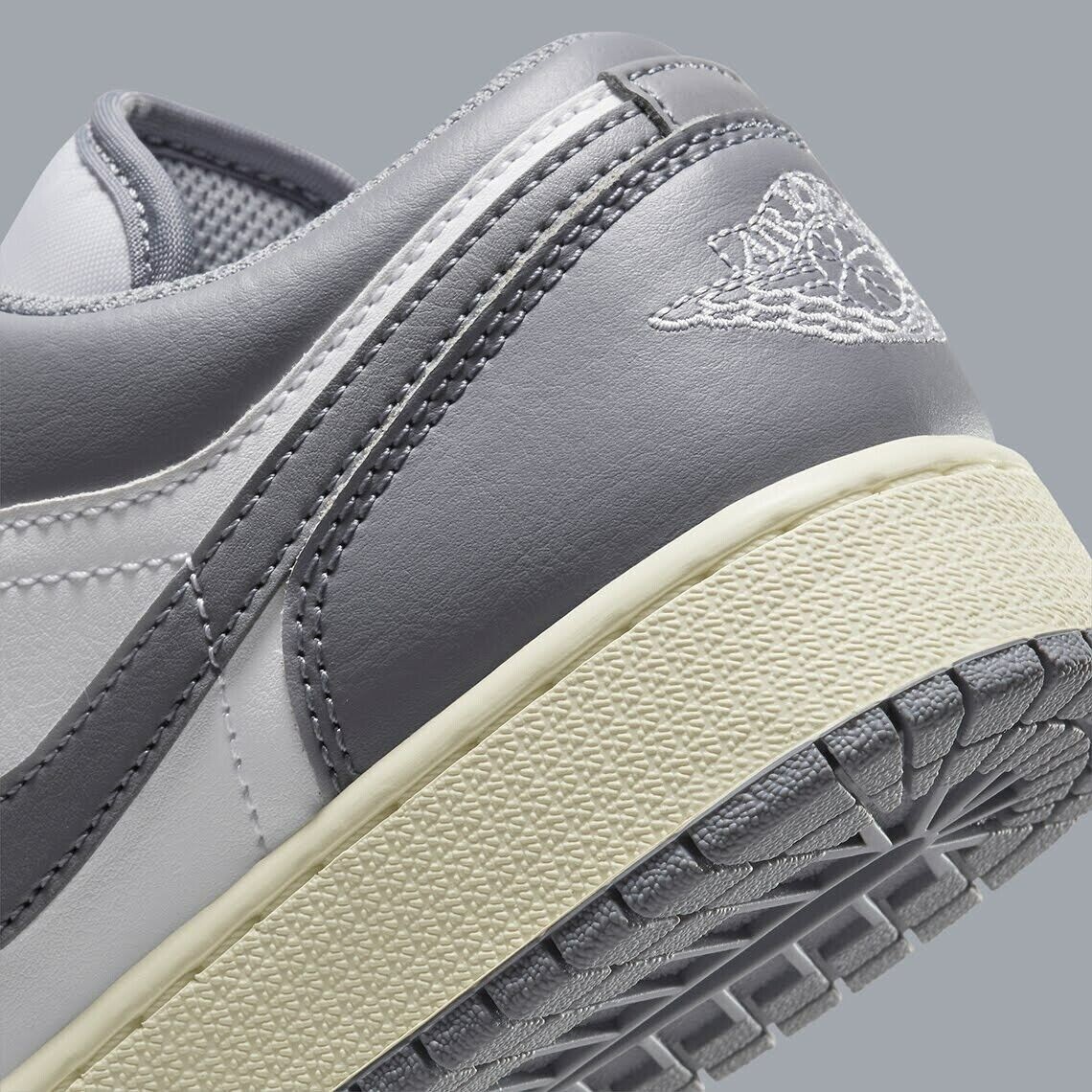 NEW Air Jordan 1 Low (GS) Multi Size Stealth/White-Sail NEW Air Jordan 1 Low (GS) Multi Size Stealth/White-Sail