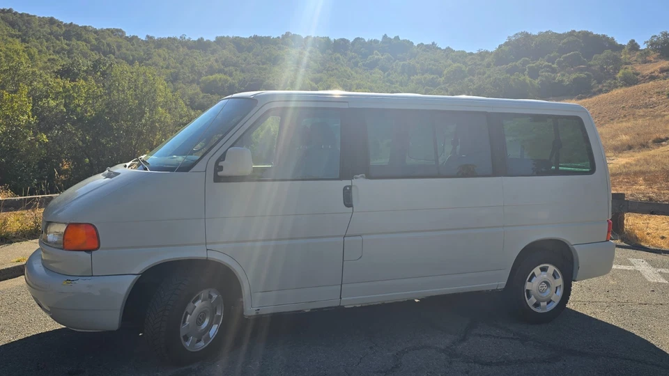 Volkswagen EuroVan MV 2000 Foto 4 de 4