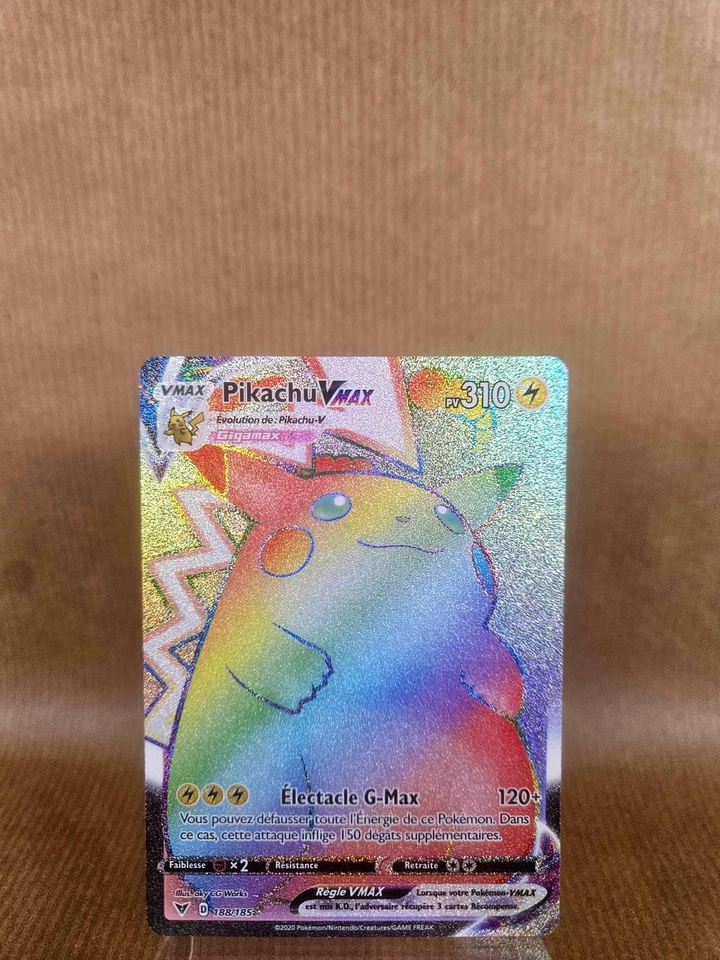 Pikachu VMAX, photo 3 sur 4