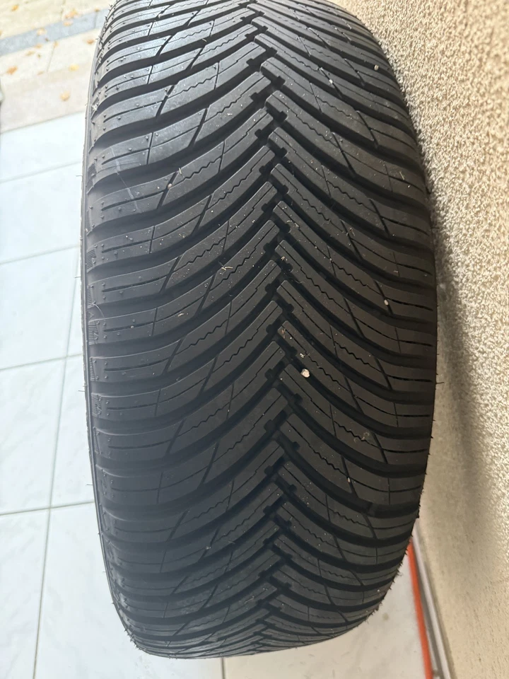 HYUNDAI Tucson PlugIn Hybrid Original Felge Allwetterreifen - Bild 2 von 4