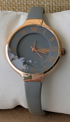 Moon Women's Quartz Watch Grey Dial Roman Numerals Rose Gold Tone Working