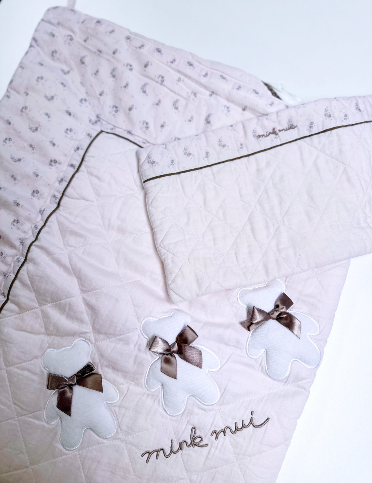 / Branket Size 36"x36" / Pillow Cover 7.25"x13.25"