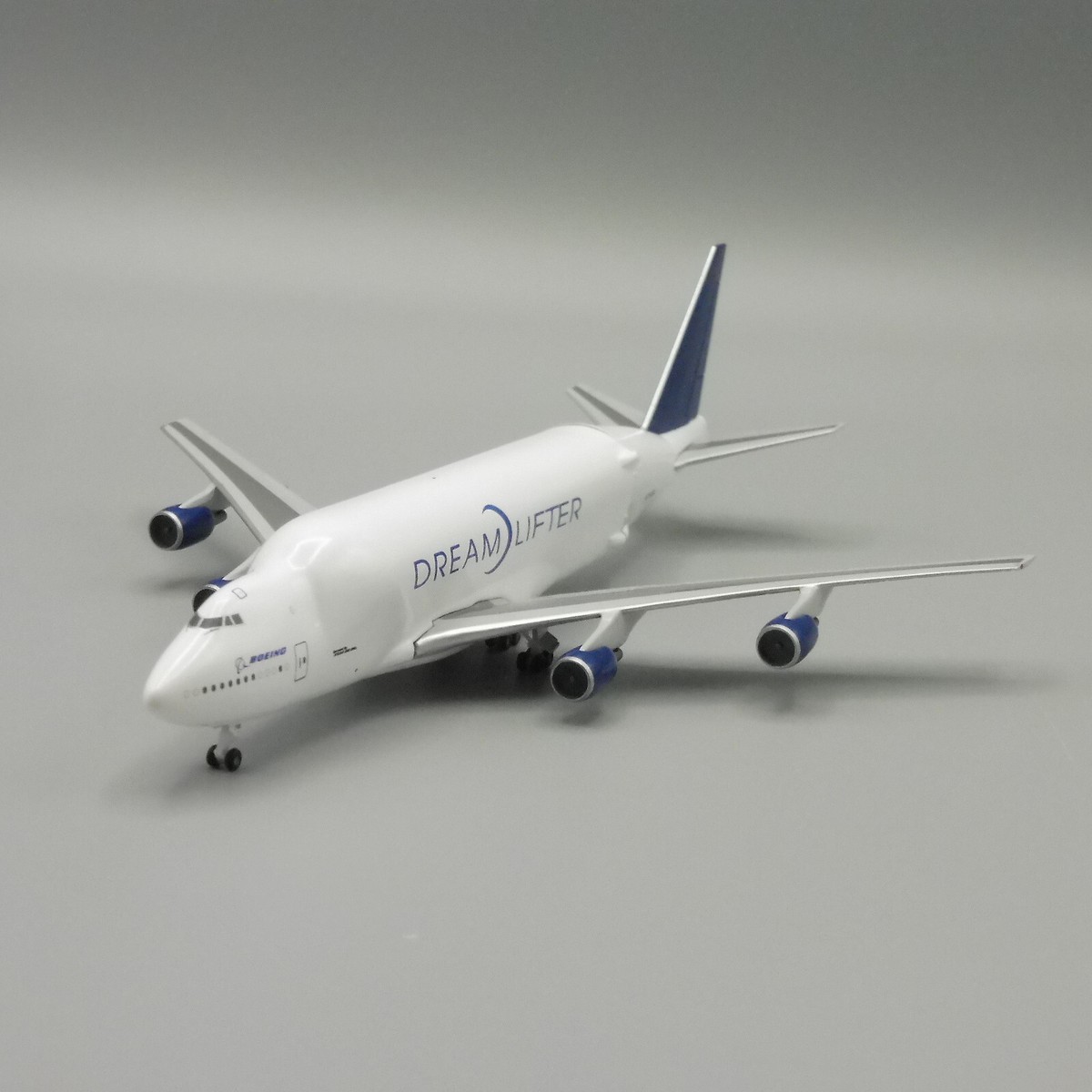【超希少・新品未開封】Boeing 747 Dreamlifter 1/200 Geminijets Boeing 747LCF Aircraft W/Flaps Down 