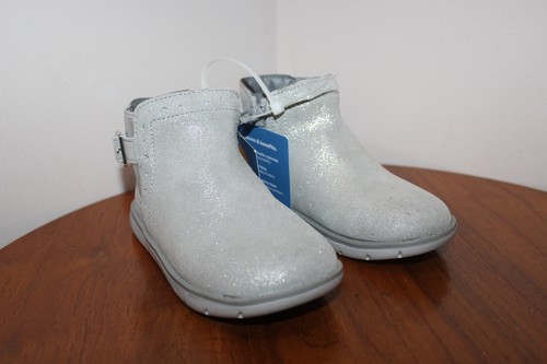 STRIDE RITE TODDLER GIRLS AGNES BOOTS LEATHER PERFORATED STARS GRAY SIZE 9M - Picture 9 of 13
