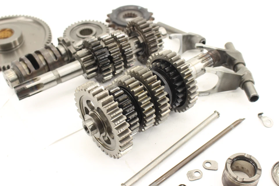 Трансмиссия трансмиссия двигателя Suzuki Sv650 2005 года выпуска - Изображение 4 из 4