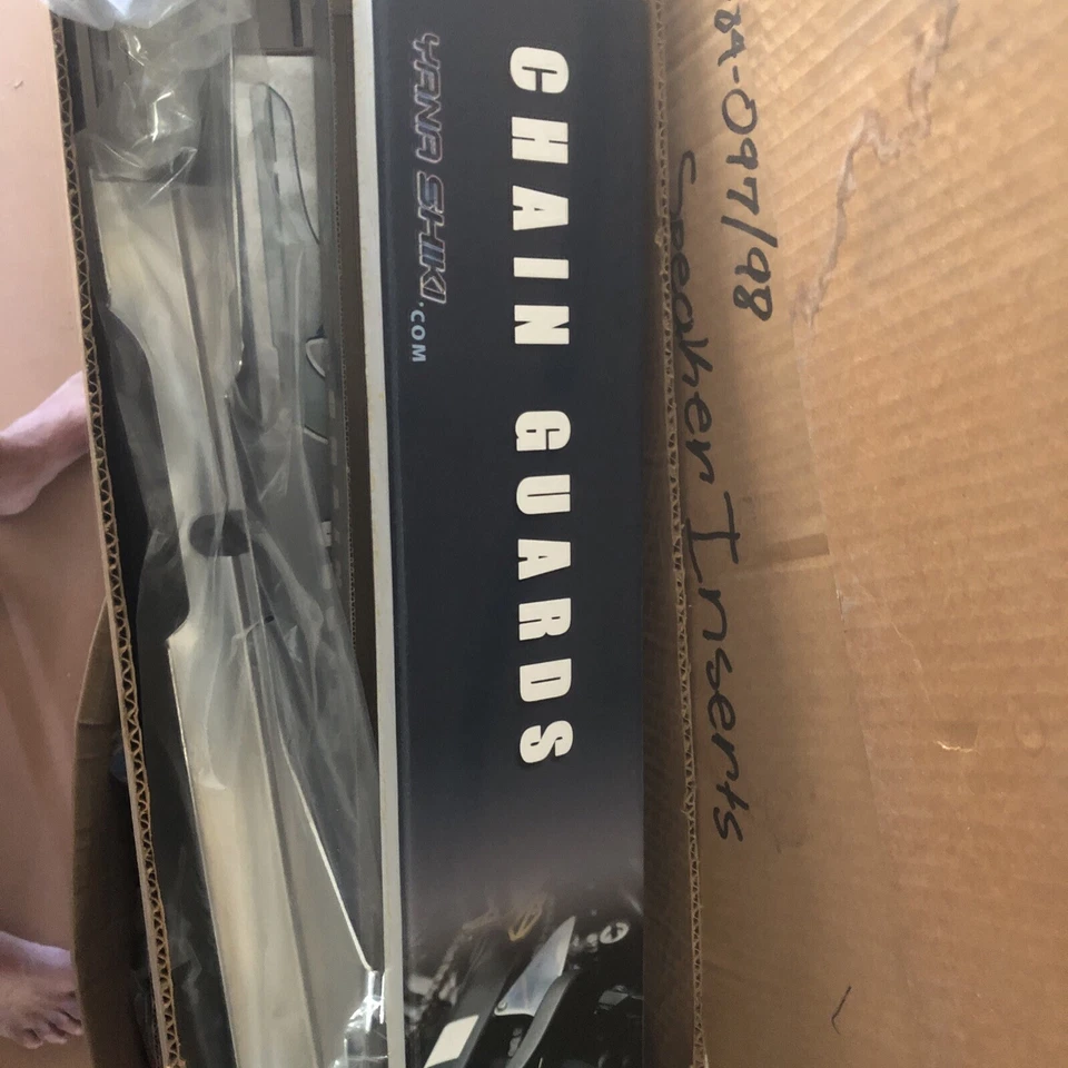 Protector de cadena cromado Yana Shiki CG5008CH para Kawasaki ZX-10R se adapta a ZX-10R 2008-2010 Foto 2 de 2