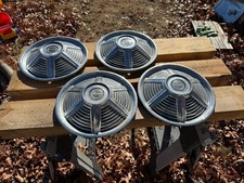1965 Ford Mustang 14 Hubcaps Set Of 4 Coupe Convertible
