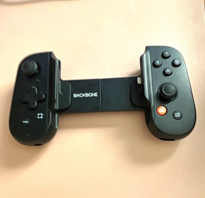 Backbone One Mobile Controller for iPhone Lightning Black