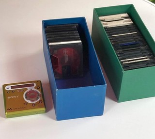 sony mp3 player walkman MZ R700