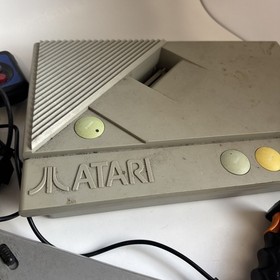 Atari XE XEGS Game Computer System Console (Atari, 1987) ☆ Untested ☆ Bundle
