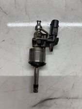 Injektor Für Seat Audi Skoda VW Arona Q2 1,0 TSI TFSI DLAA DLA 05C906036