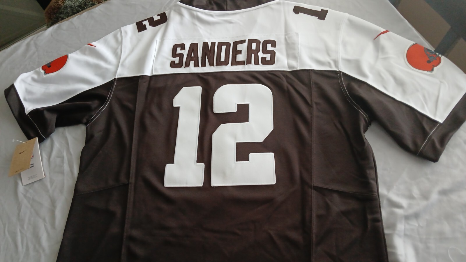 Picture 2 of 11