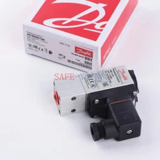 1PCS Danfoss 061B000166 pressure switch new