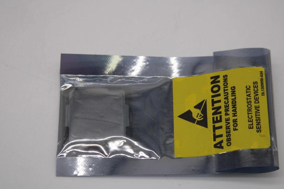 Dell Intel Core i5-7400T 2.40GHz 8.00GT/s DMI3 6MB L3 Cache Socket LGA1151 - Image 2 of 2