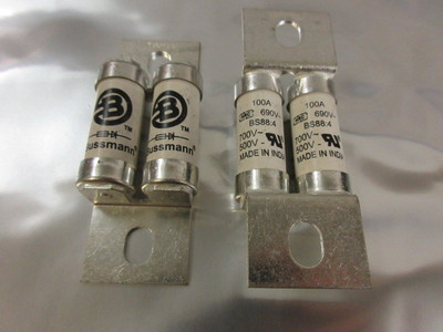 2 x 100FEE, 100A, FEE, FF, British Standard Fuse, 660 V AC 690V Bussman UKSTK