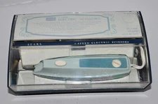 Vintage SEARS 3-SPEED Electric Scissors Model 25-2177 A With Light + Case