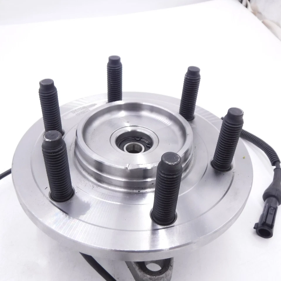 Conjunto de cojinete y buje de rueda delantera Mevotech H515046 para Ford F-150 2004-2005 Foto 2 de 4