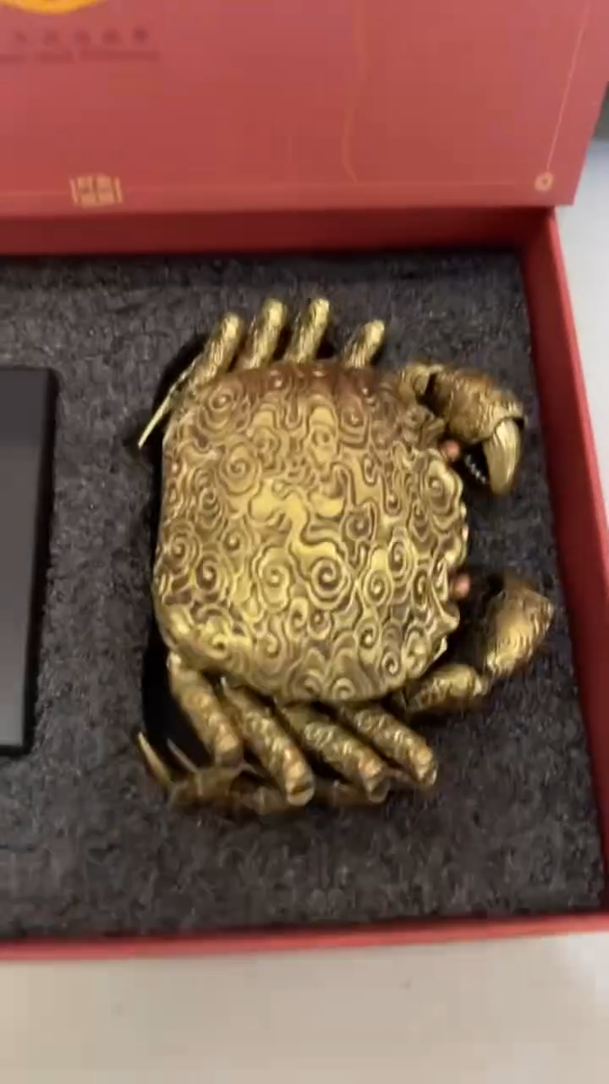 Genuine ZIPPO Golden Crab Lighter Unique Classic Lighter USA Men