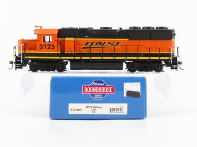 HO Scale Athearn RND14859 BNSF Railway GP50 Diesel Locomotive #3123
