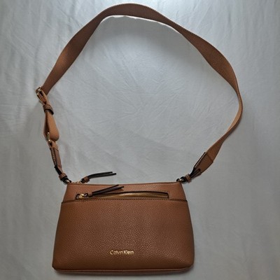 Calvin Klein Women's Peeble Leather Crossbody Purse Bag Camel Caramel Brown Tan 