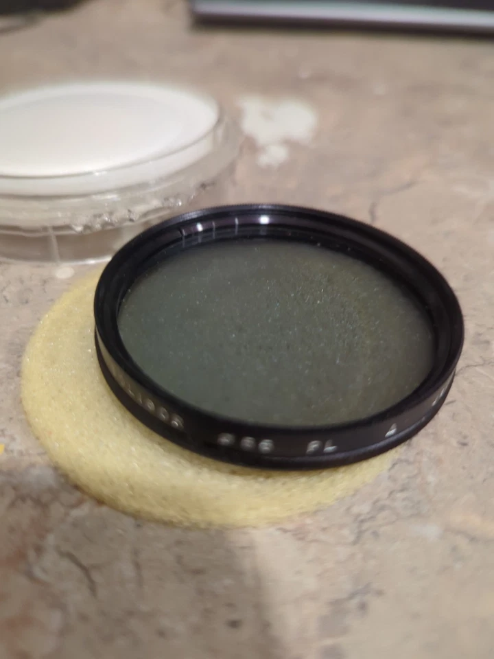 Soligor 55 mm Polarizer Screw-In Filter with Case Made in Japan (K-9) - Image 3 of 4