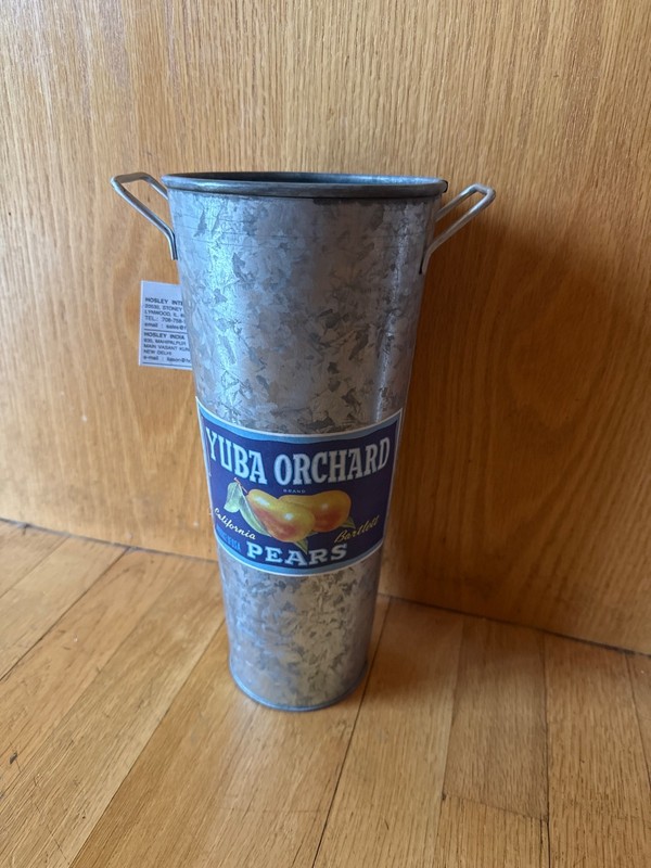 Yuba Orchard Bartlett Pears Used Galvanized Metal Picking Bucket 5"x12"