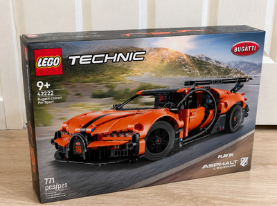 LEGO  Technic Bugatti Chiron Pur Sport Hypercar 42222