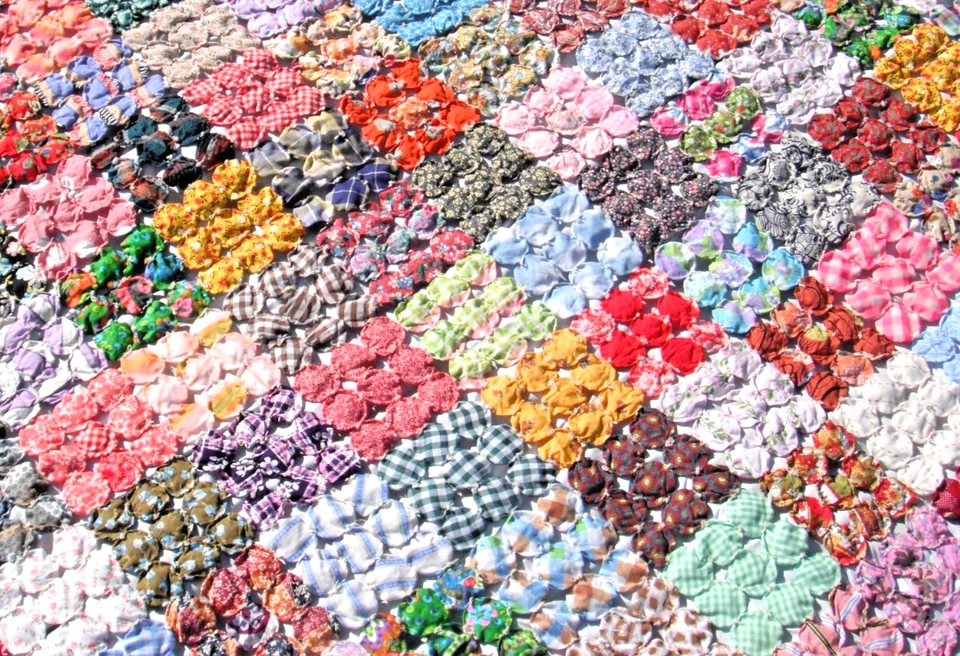 YO-YO QUILT Hand Made  @ 80" x 80"  MULTI COLOR  Nine Rosette Panels  144 Panels - Image 2 of 4