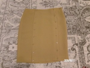 Armani Exchange Chartreuse Green Crepe Button Trim Knee Length Skirt Size 6