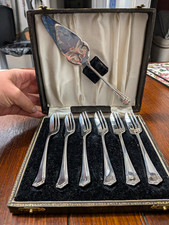 Cased Vintage/Retro Silver Plated 7pc Set: 6 Forks & Cake/Pie Server. Art Deco