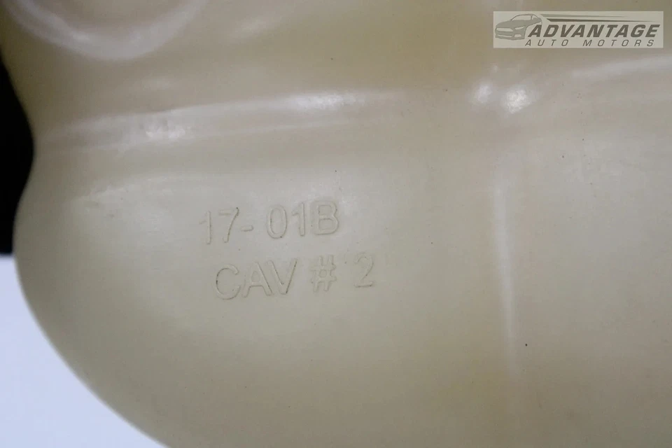 2018-2023 CHEVROLET TRAVERSE RADIATOR COOLANT OVERFLOW RESERVOIR BOTTLE TANK OEM - Image 4 of 4