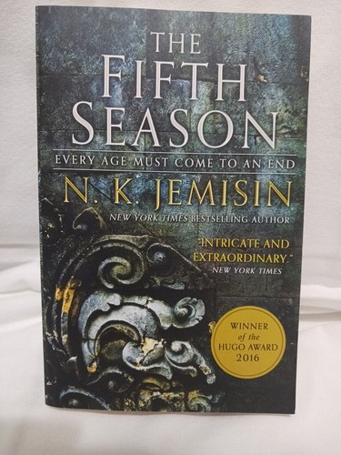 The Broken Earth Trilogy Box Set N.K. Jemisin TPB Fantasy Book Lot Slipcase VG+ - Picture 7 of 15