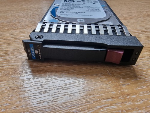 HP 1TB 3GB/S SFF 2.5 HOT PLUG SATA SERVER HDD 626162-001