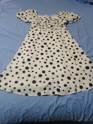 WOMEN'S PLUS SIZE BLACK AND WHITE FASHIONABLE SHORT SLEEVED LONG DRESS - XL