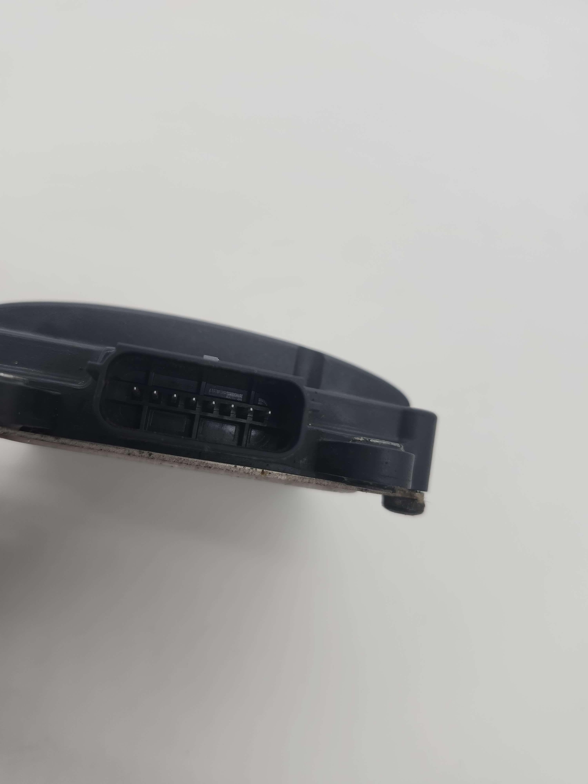 2018 MASERATI LEVANTE OEM Left Side Blind Spot Alert Sensor Module 2015DJ1610