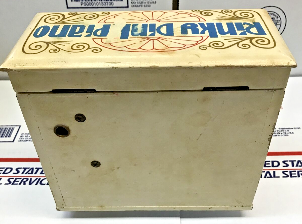Vintage Rinky Dink Piano 23 Skidoo Hotcha Jewlery Music Box Japan