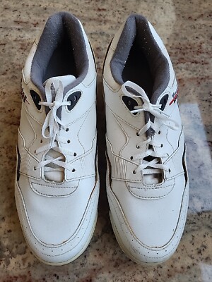 MEN'S DEXTER GOLF SHOES WITH CLEATS, Size 9T, golfing spikes