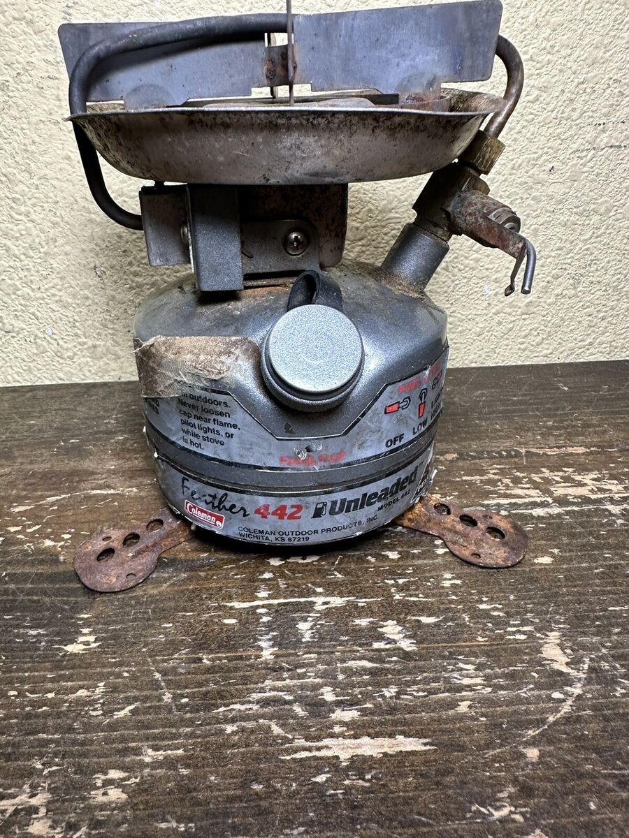 Coleman Feather 442 Dual Fuel Lightweight Backpack Stove Coleman Feather 442 Dual Fuel Lightweight Backpack Stove