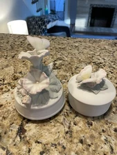 HALLMARK CROWNING TOUCH Porcelain Butterfly Flowers Music Box And Trinket Box