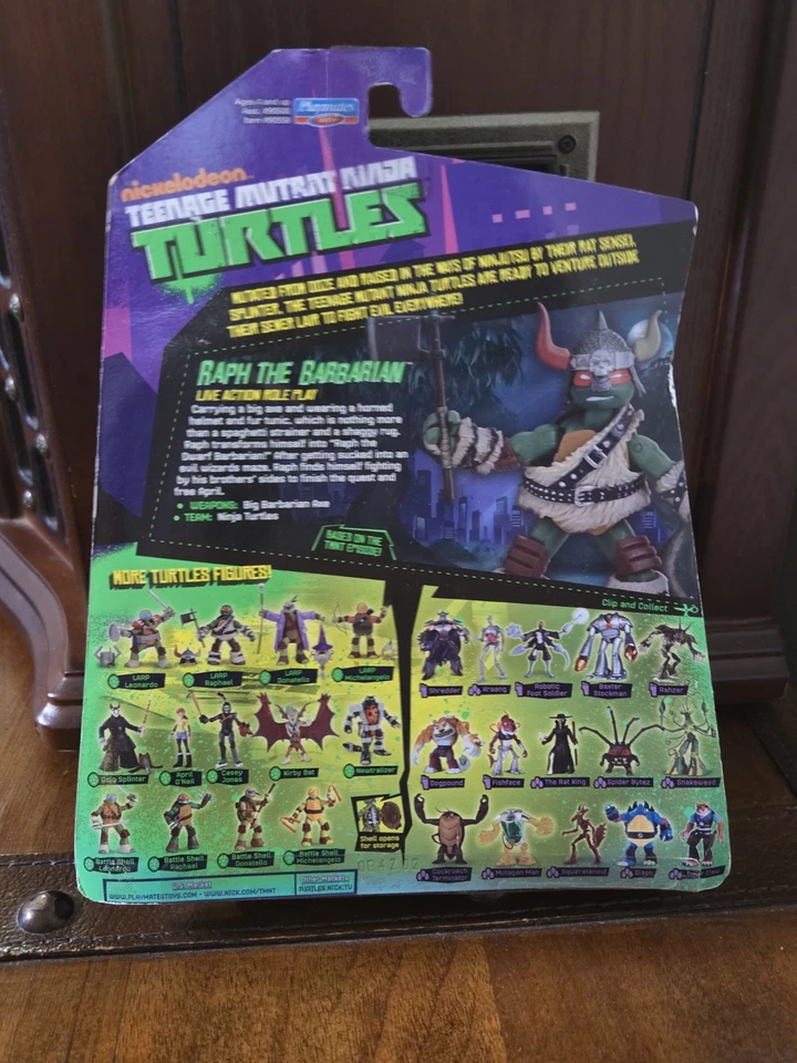 Playmates Teenage Mutant Ninja Turtles RAPH THE BARBARIARN 2014 *NUEVO* Foto 3 de 4