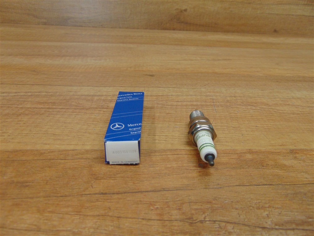 Spark Plug Genuine Mercedes OM114/OM115/OM123 - A0031591303