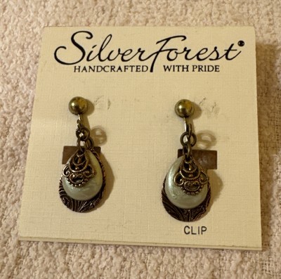 Silver Forest Hand Crafted~Gold Tone 1  Dangling Leaf Clip-on Earrings~NEW