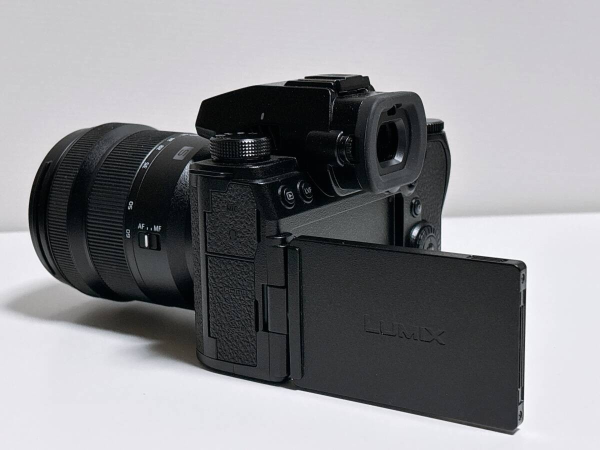 Panasonic Lumix S5Iix Mirrorless Single Lens Camera S 20